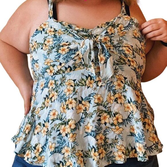 Maurices Tops - Maurices Floral Tank Size XXL